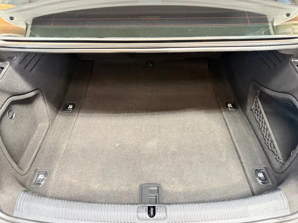 Audi A4L — миниатюра 18