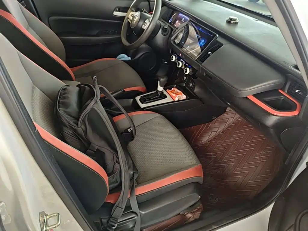 Honda Fit — миниатюра 25