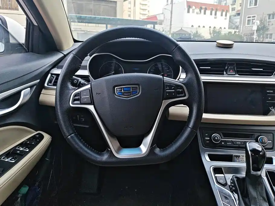 Geely Emgrand — миниатюра 15