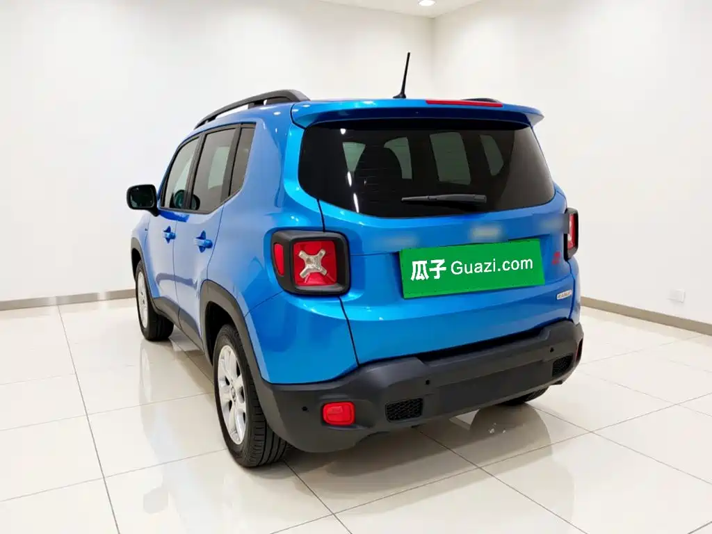 Jeep Renegade — миниатюра 4