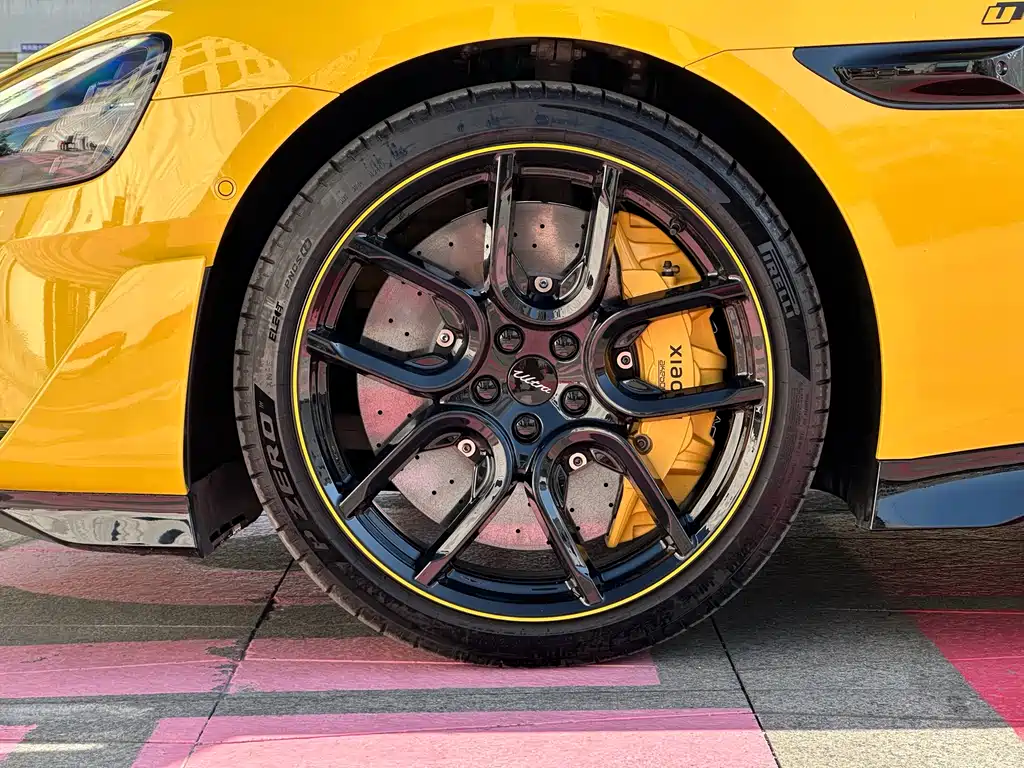 XIAOMI CAR XIAOMI SU7 ULTRA