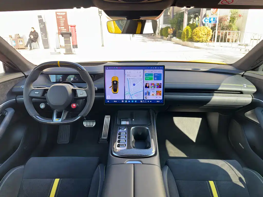 XIAOMI CAR XIAOMI SU7 ULTRA