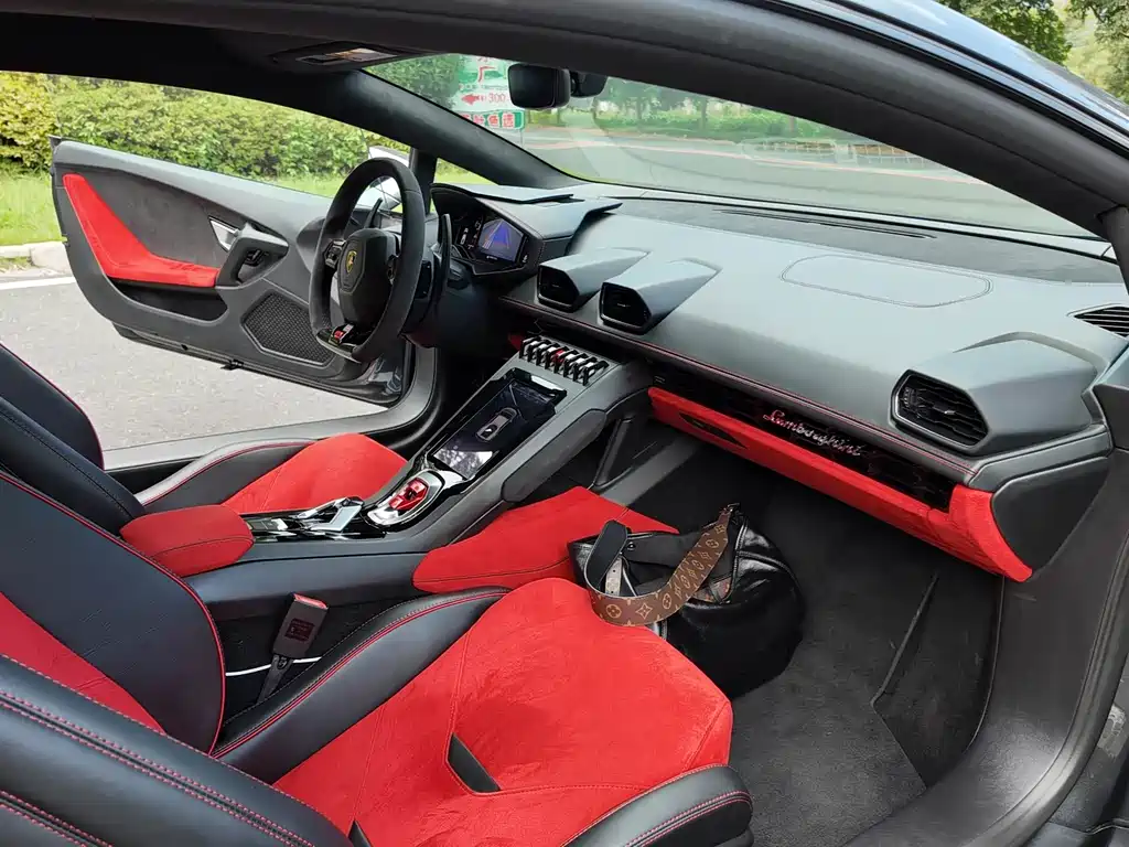 Lamborghini Huracán — миниатюра 9