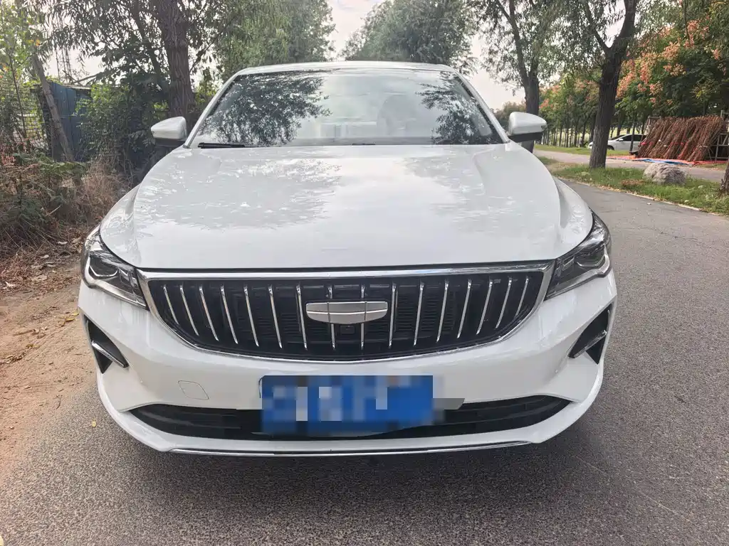 Geely Emgrand — миниатюра 2