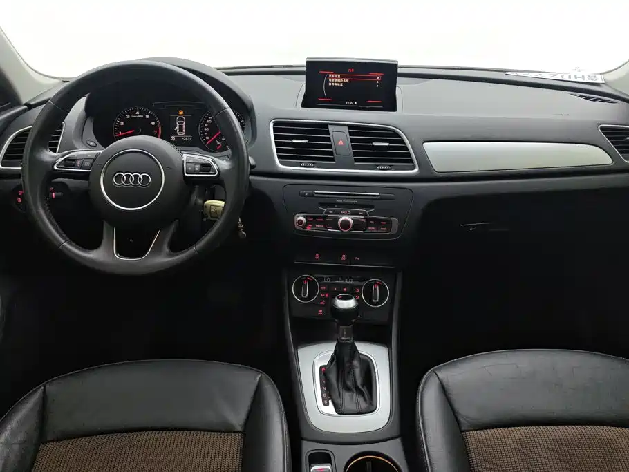 Audi Q3 — миниатюра 12