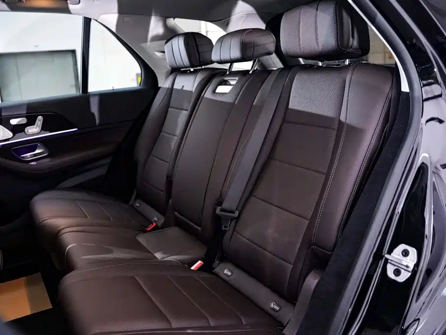 Mercedes-Benz GLE (Import) — миниатюра 20