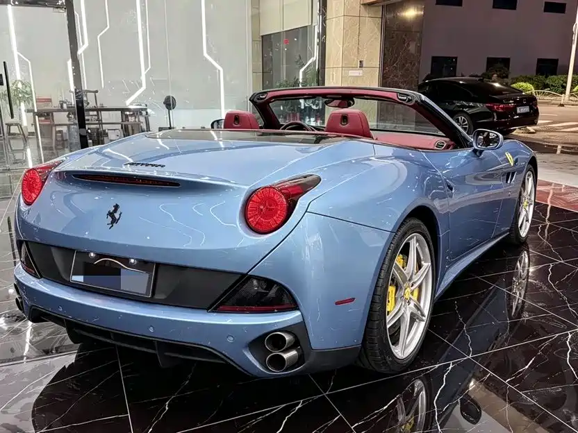 Ferrari California T — миниатюра 5