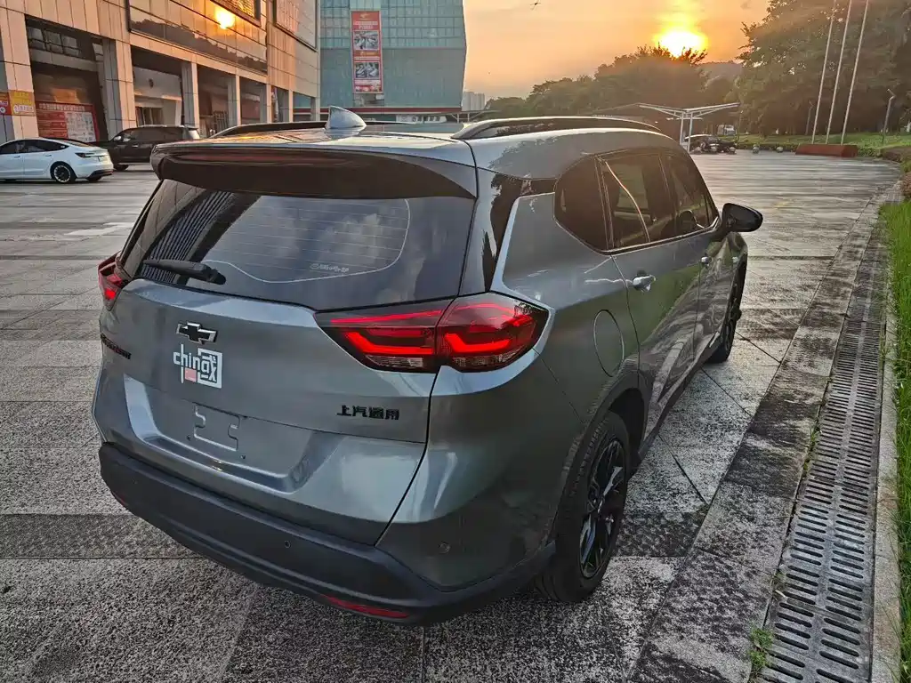Chevrolet Volando — миниатюра 4