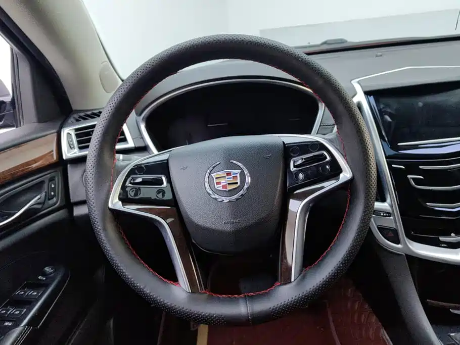 Cadillac SRX — миниатюра 15