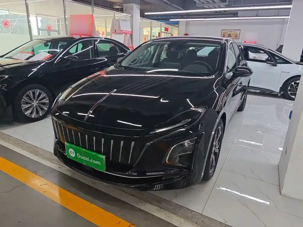 Hongqi Hongqi E-QM5