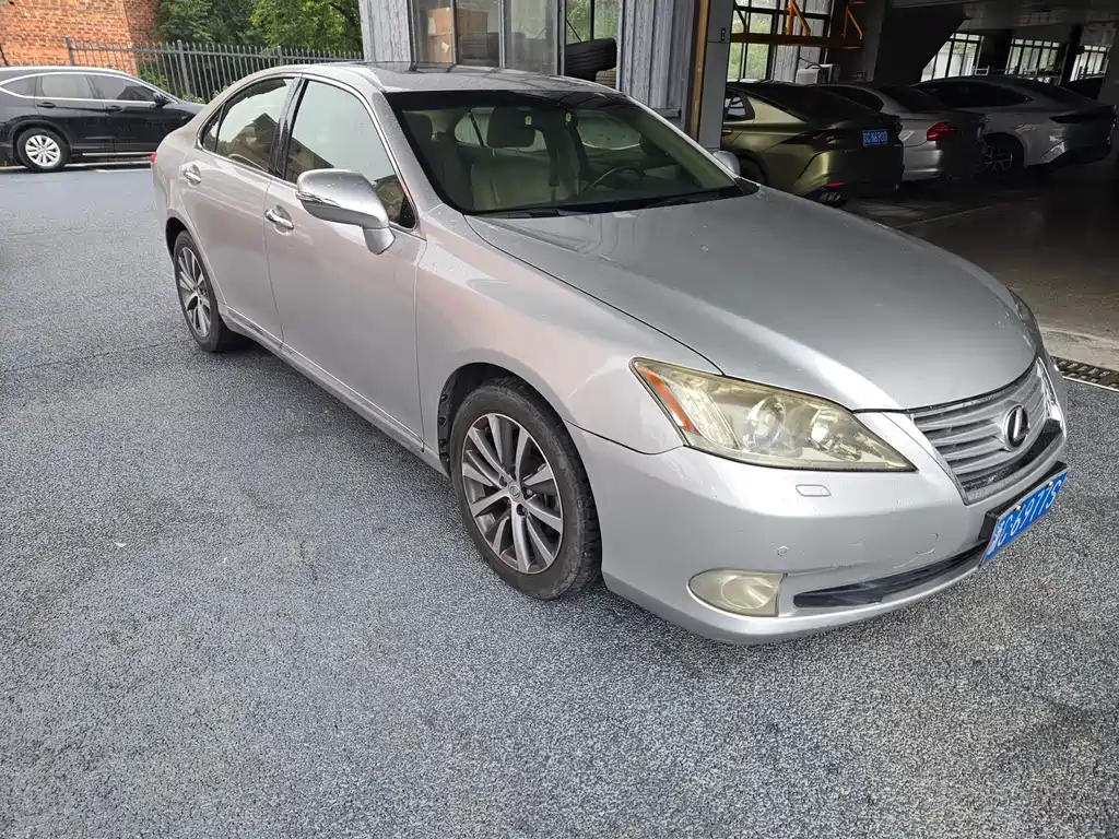 Lexus ES — миниатюра 3