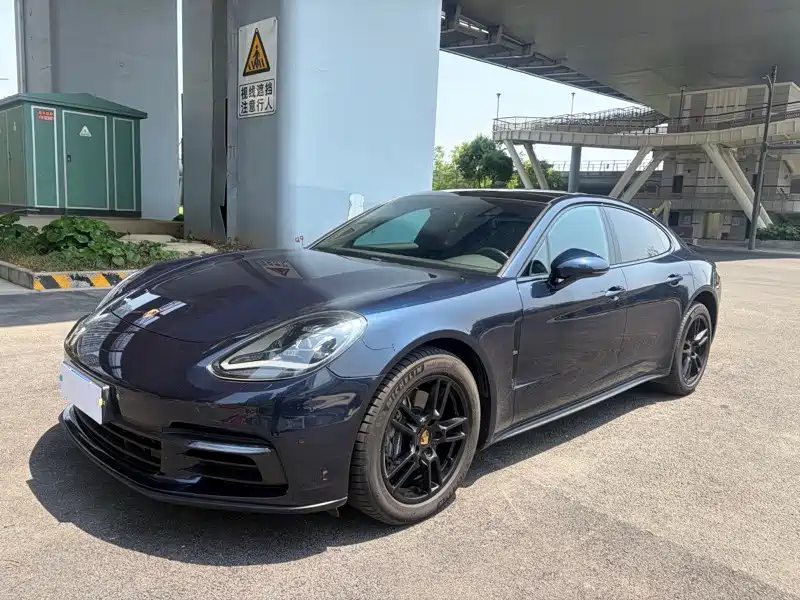 Porsche Panamera 2017
