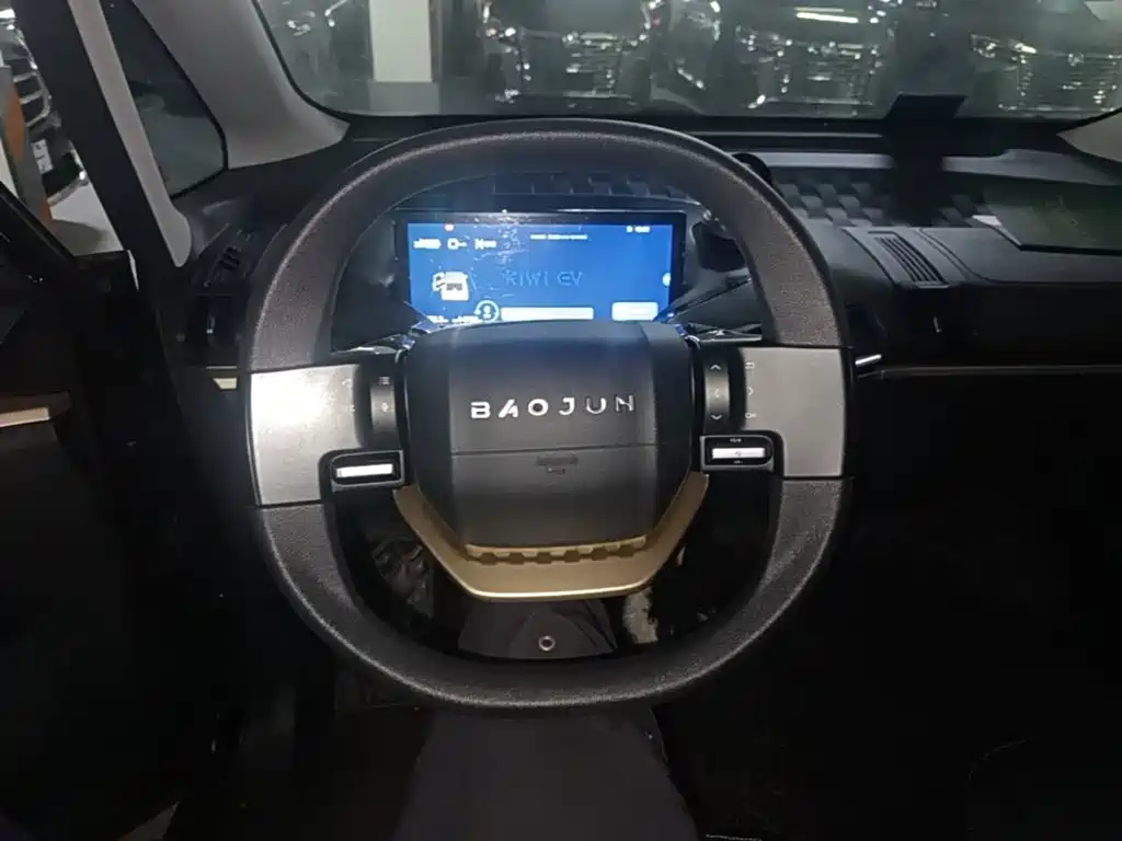 Baojun KiWi EV — миниатюра 11
