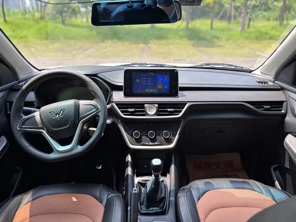 Wuling Hongguang S3 — миниатюра 15