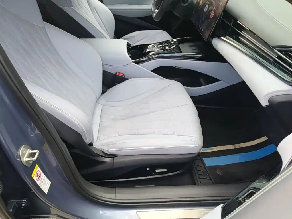 BYD Seal — миниатюра 25