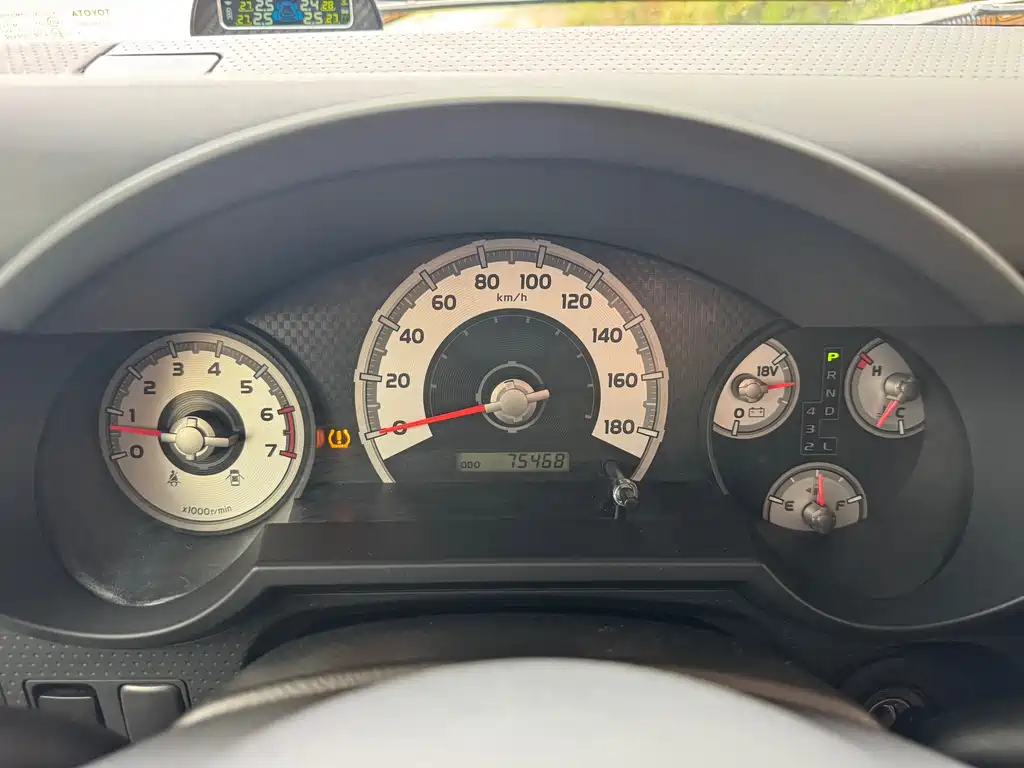Toyota FJ Cruiser — миниатюра 20