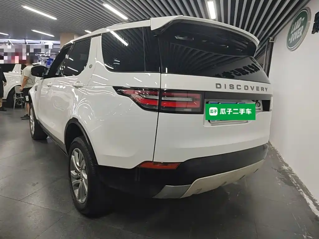 Land Rover Discovery — миниатюра 5