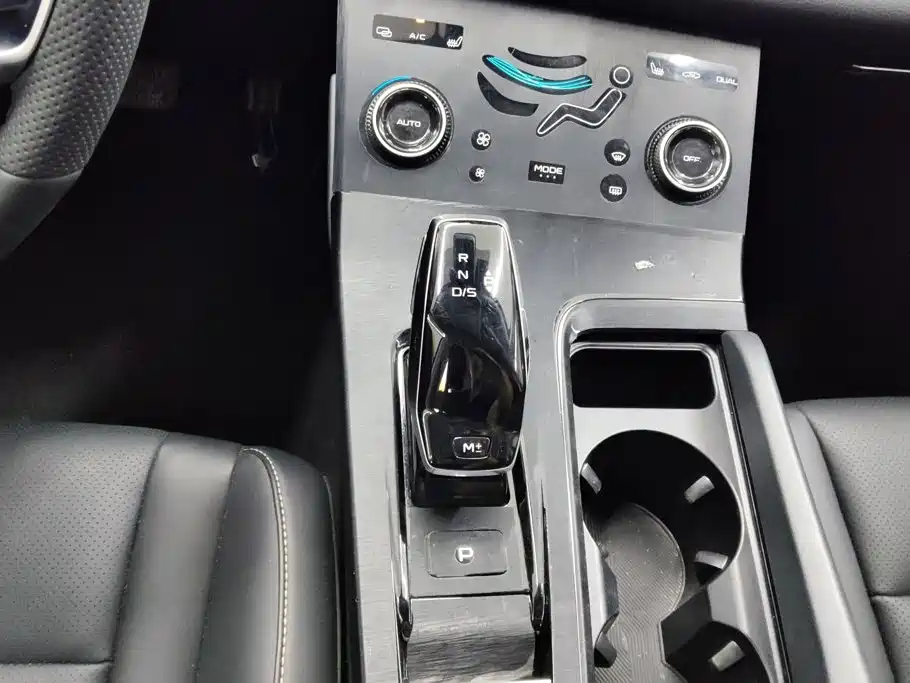 Bestune B70 — миниатюра 16