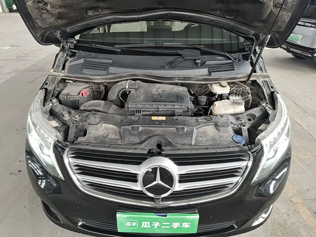 Mercedes-Benz V-Class — миниатюра 20
