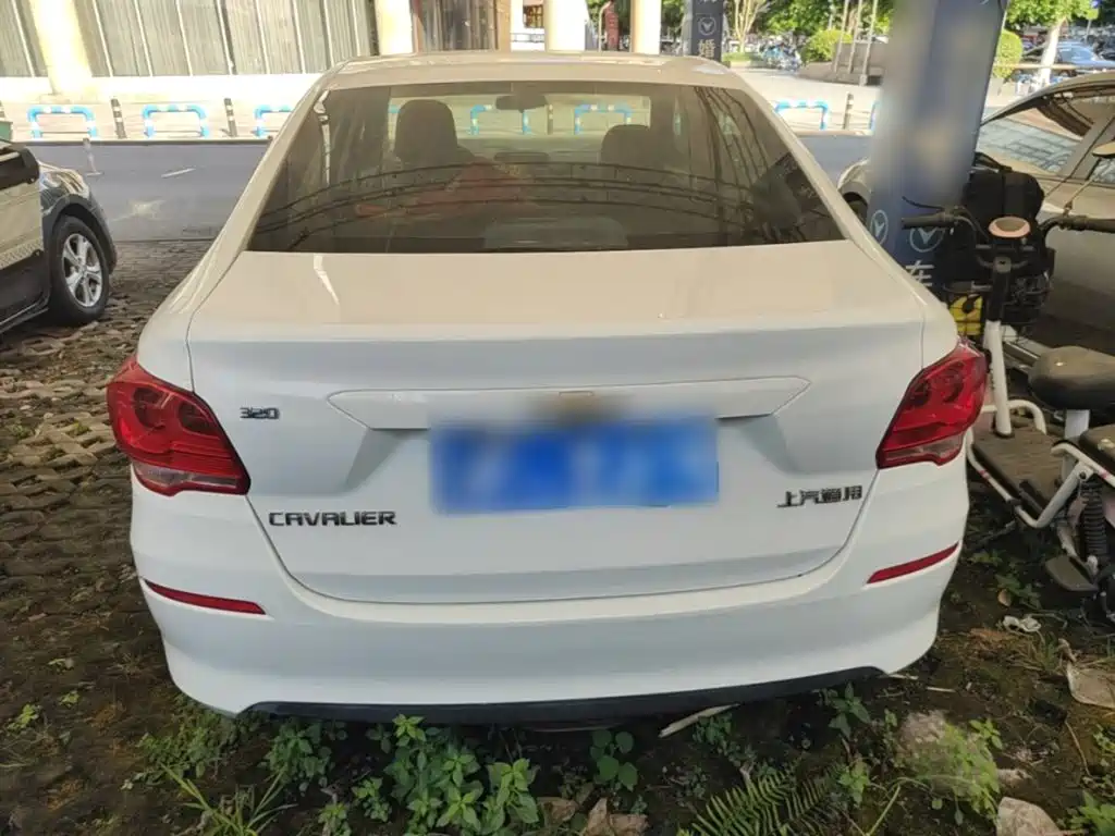 Chevrolet Cavalier — миниатюра 6