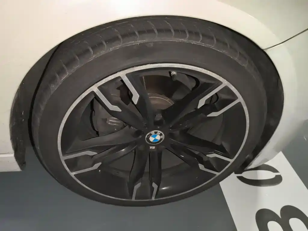 BMW 3 Series — миниатюра 23