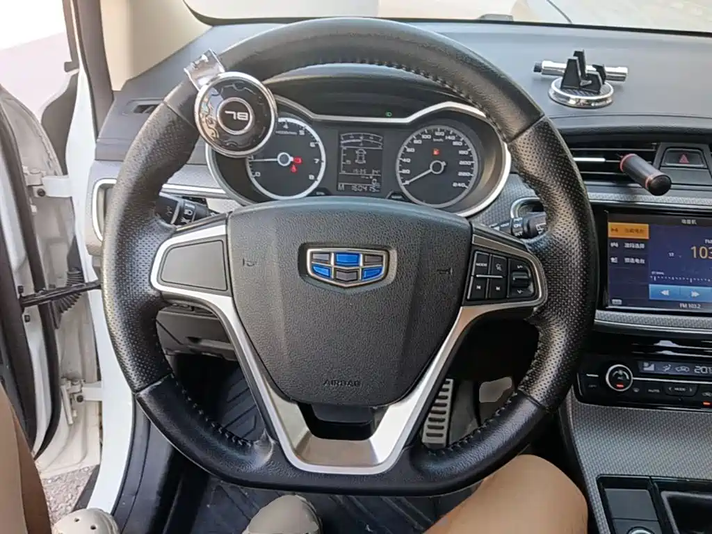 Geely Emgrand GS — миниатюра 11