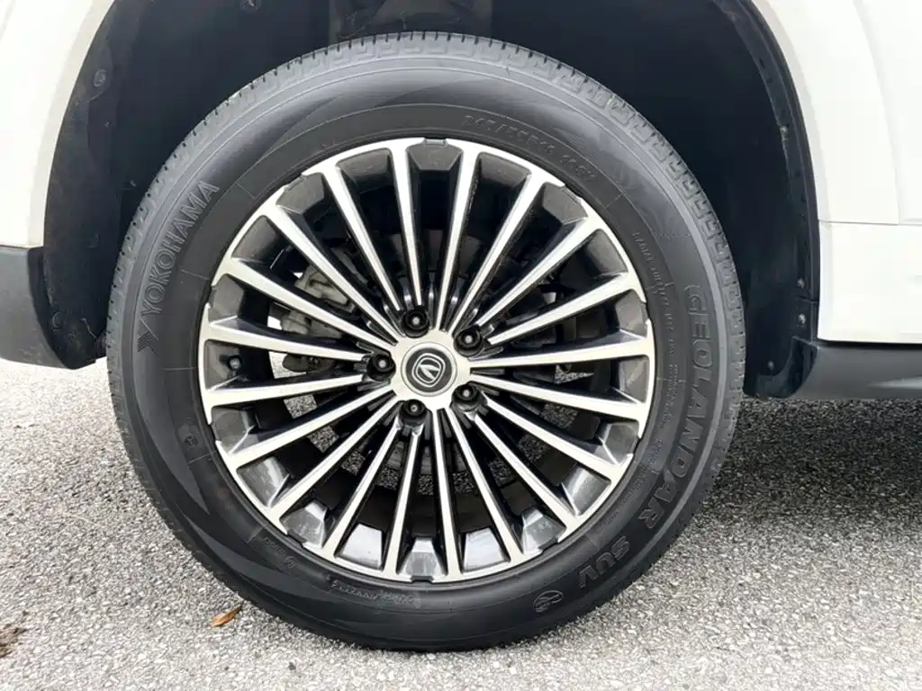 Changan CS95 — миниатюра 20