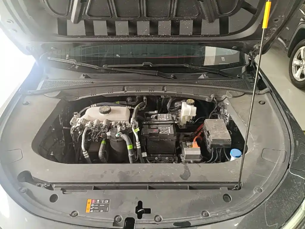 Roewe D6 — миниатюра 20