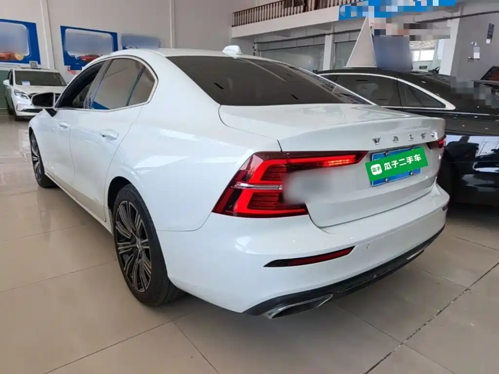 Volvo S60 — миниатюра 5