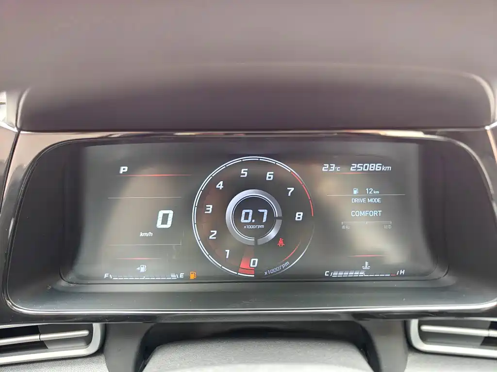 Hyundai Elantra — миниатюра 14