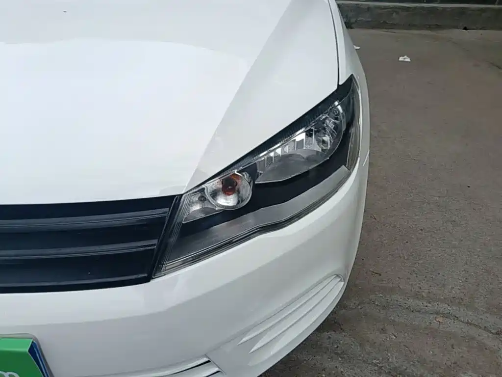 Volkswagen Jetta — миниатюра 24