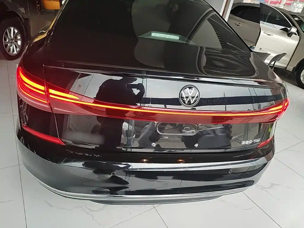Volkswagen Passat — миниатюра 6