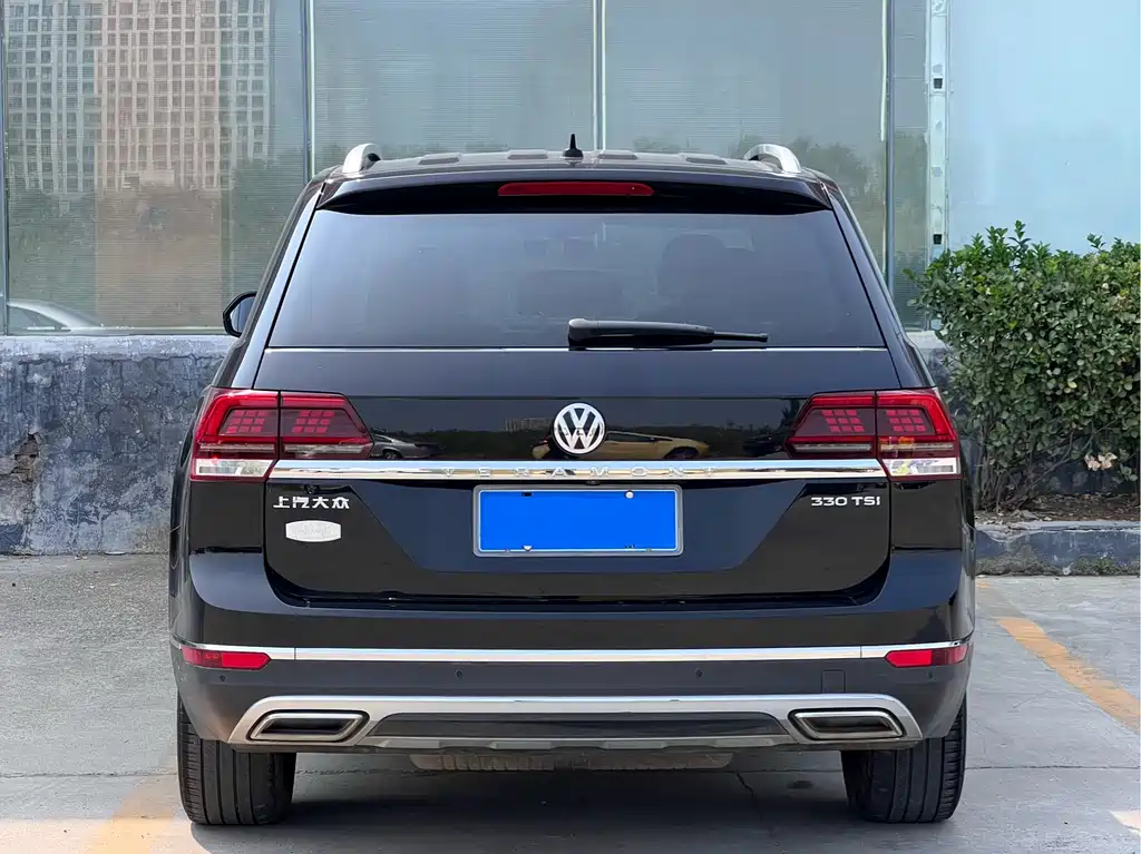 Volkswagen Teramont — миниатюра 8