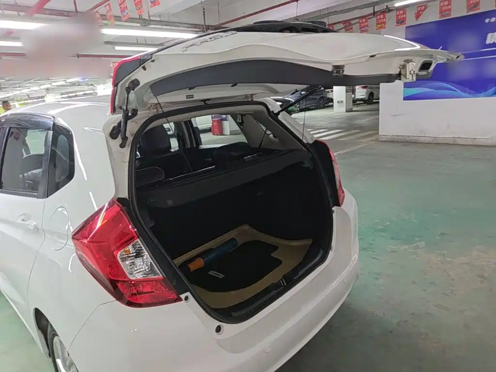 Honda Fit — миниатюра 19