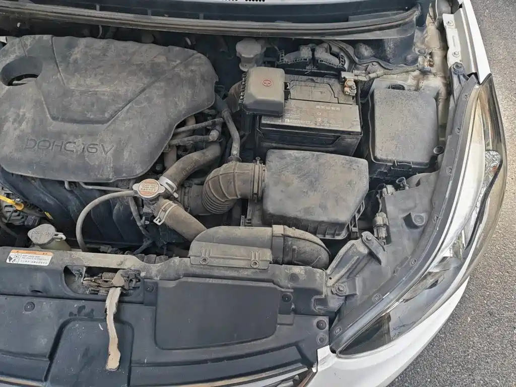 Hyundai Elantra Langdong — миниатюра 20
