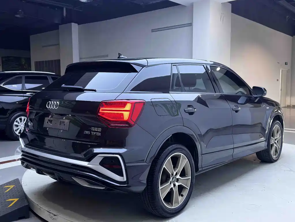 Audi Q2L — миниатюра 6