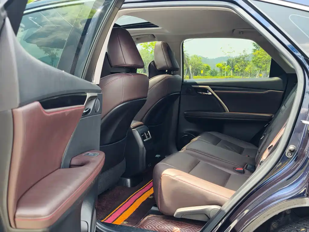 Lexus RX — миниатюра 11