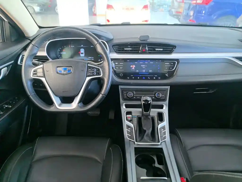 Geely Emgrand — миниатюра 10