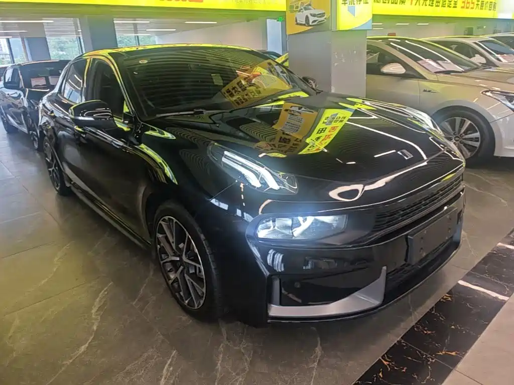 Lynk & Co 03 — миниатюра 4
