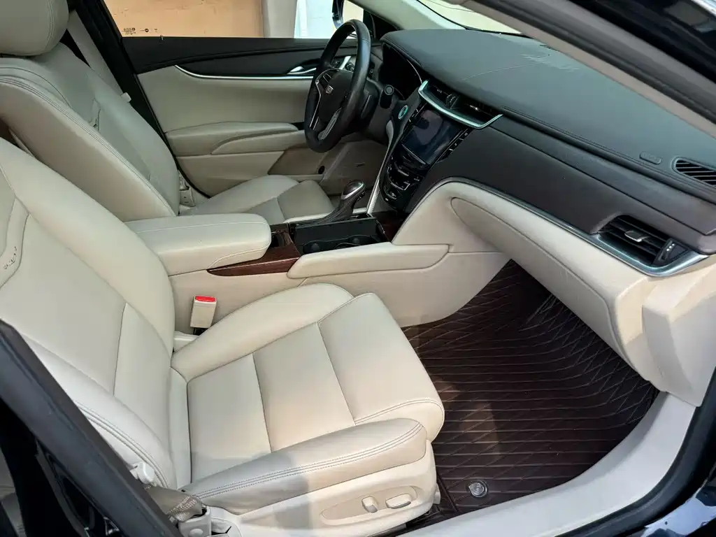Cadillac XTS — миниатюра 5