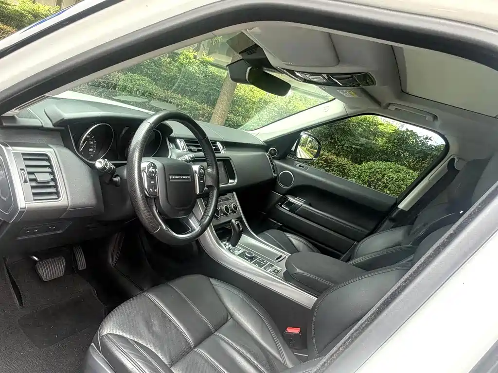 Land Rover Sport — миниатюра 4
