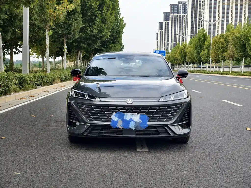 Changan Eado — миниатюра 2