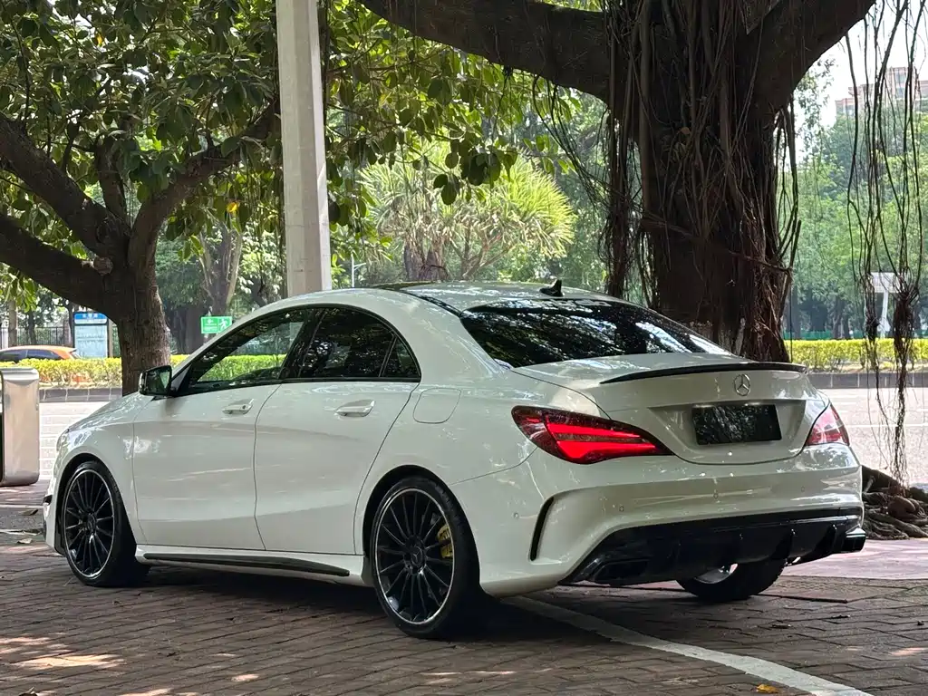 Mercedes-Benz CLA AMG — миниатюра 4