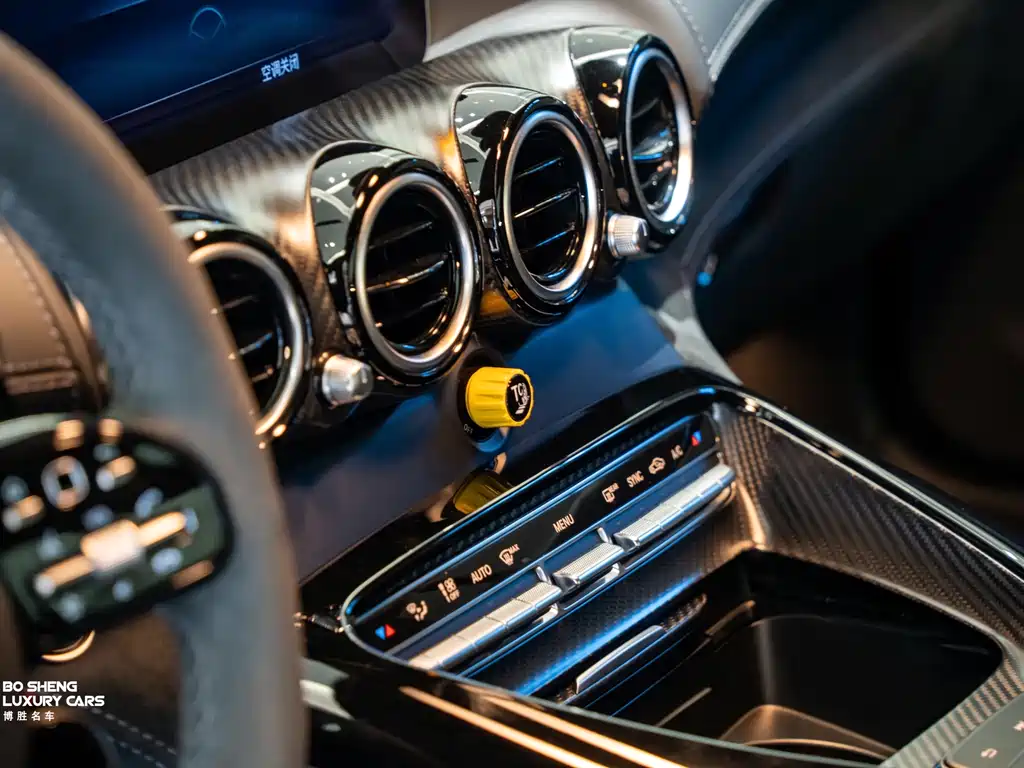 Mercedes-Benz AMG GT — миниатюра 13
