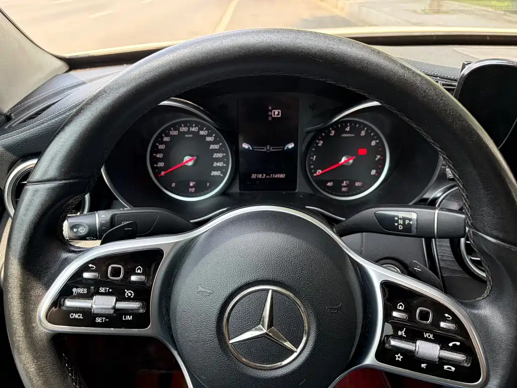 Mercedes-Benz C-Class — миниатюра 12