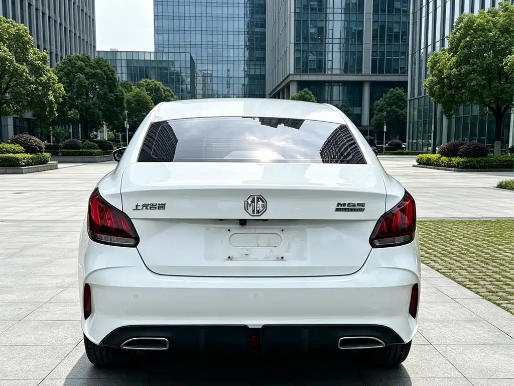MG MG5 — миниатюра 8