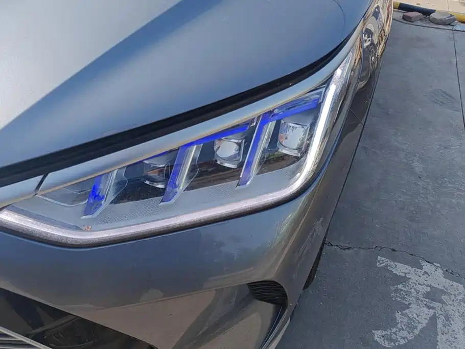 BYD PLUS New Energy — миниатюра 5