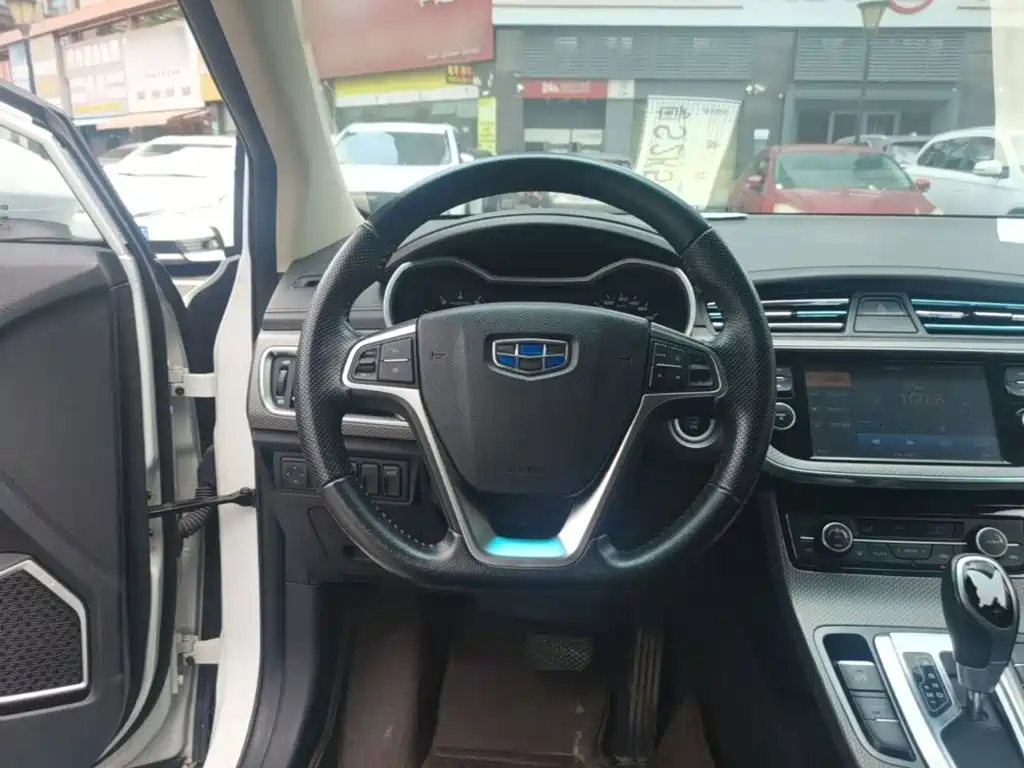 Geely Emgrand GS — миниатюра 11