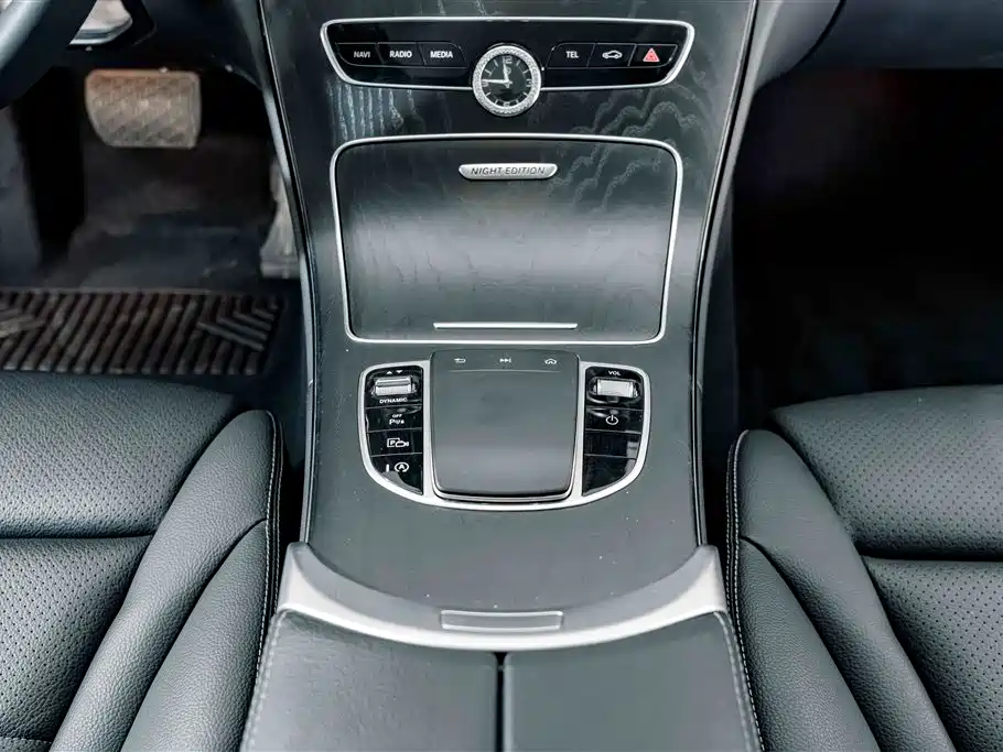Mercedes-Benz C-Class — миниатюра 12