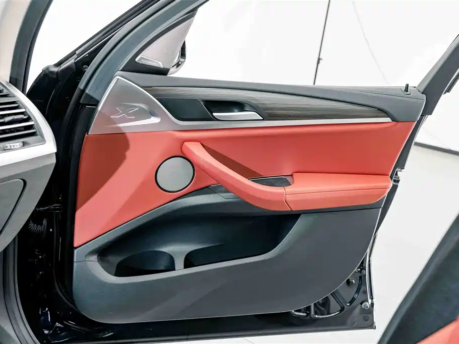BMW X3 — миниатюра 15
